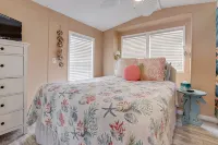 Waterfront home with numerous amenities on popular Cudjoe Key! - Wi-Fi