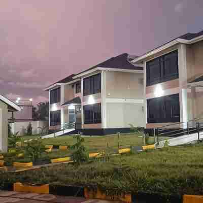 Key Villa Hotel Exterior
