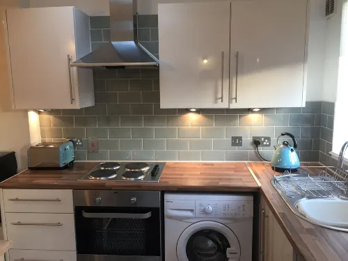 Bright, Modern flat with garden in Inverness city centre - Apartments