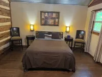 Log Cabin in Woods W/Trail & Scavenger Hunt Wood Fireplace, Lindale Canton Tyler