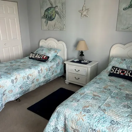 Newly Updated Resort Ocean Front Condo in Diamond Beach!
