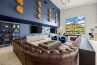 Epic 7Br Escape w/ Pickleball, Pool, Spa & Unmatched Mountain Views - Mountain view