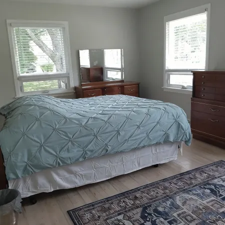 Family Friendly Fully Renovated Quiet House
