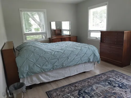 Family Friendly Fully Renovated Quiet House - Homestays