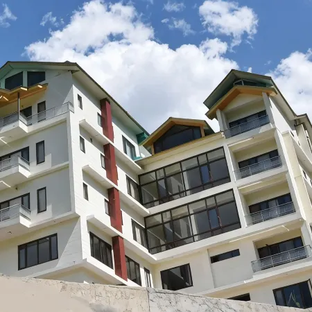 Ashapuri Residency Manali - A Centrally Heated and Air Conditioned Hotel