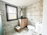 Historic Home by Dogwood Lake/Glendale - Homestays