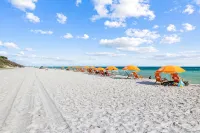 Ground floor gulf front beach Blue Tide condo between Alys beach & The Hub. - Beach