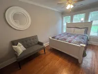 Dazzling Downtown Duplex(entire duplex) close to Elon University - 3-Star