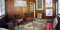 Clean, Fun, Comfy Ranch Home Near Parks, 2.5 mi to Mayo w Pingpong and Playroom - บังกะโล