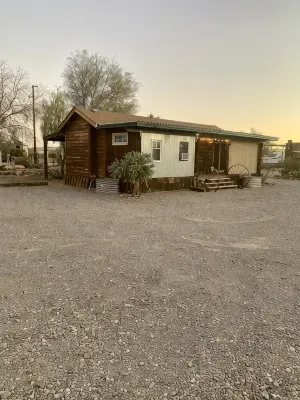 Cabin Style Home on Peaceful Property - 3 stjerner