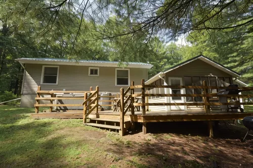 River Front Vacation Rental Property On The Clarion River in Clarington, Pa - Wifi