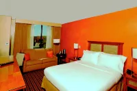 Holiday Inn AUSTIN-TOWN LAKE by IHG - Airport Shuttle