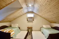 ARROWHEAD HIDEAWAY: Mountain Home - Hike, Golf, Kayak, & Near Baseball - Boutique