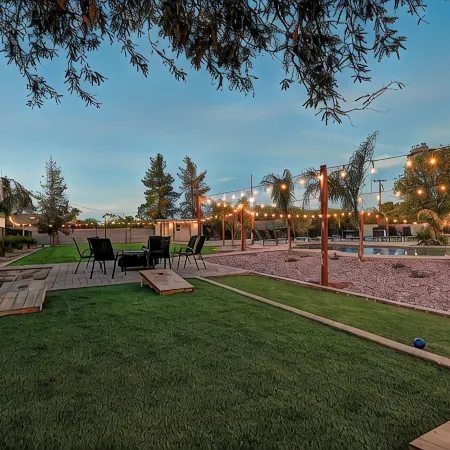ScottsdaleStays Grand Chateau - 12Br Resort Estate - 500K Pool + Courts