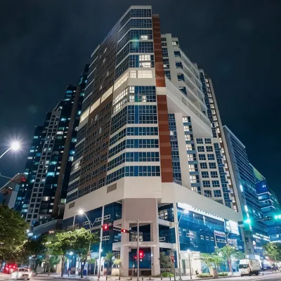 Centum套房酒店 鄰近釜山電影殿堂（Busan Cinema Centre）的酒店