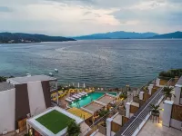 Del Mare Suites - Kolam Renang