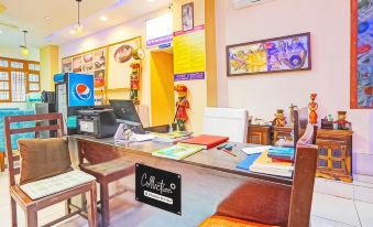 Hotel Khandaka Mahal