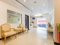 Adel Hotel - Parkplatz