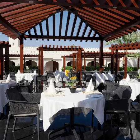 Falaj Daris Hotel