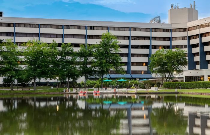 DoubleTree Suites by Hilton Raleigh - Durham