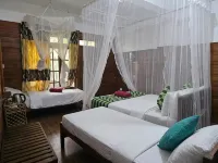 Mum Jungle Inn - Guest houses