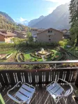 Alpenrose Hotel and Gardens - Mountain view