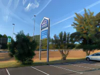 Astrotel Romorantin-Lanthenay Soirée étape - Parking