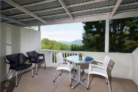 South Villa Guesthouse&Garden - Pensions