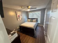 Beautiful Private 3 Bedroom Home - 3-Star