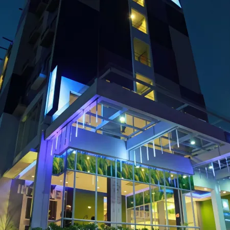 Ibis Budget Semarang Tendean