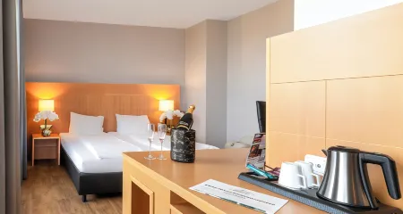 PLAZA Premium Köln Отели в г. Кельн