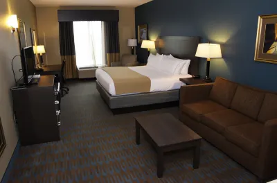 Holiday Inn Express & Suites Goldsboro - Base Area