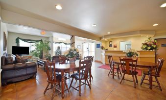 Americas Best Value Inn and Suites Ada