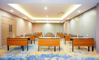 The Life Styles Hotel Surabaya