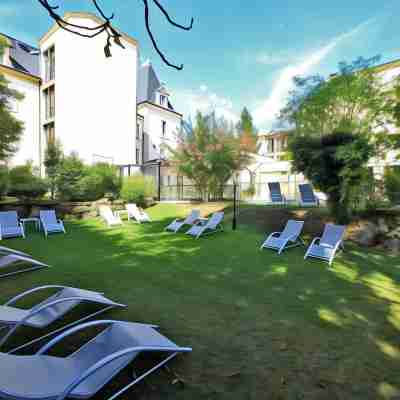Clos La Boëtie & Spa Hotel Exterior