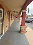 Deluxe Inn - Savannah
