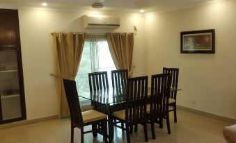Impeccable 3-Bed Apartment in Lahore