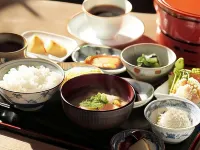 Machiya Guesthouse Miwa فنادق في تاواراموتو