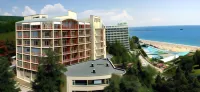 Luna Beach Hotel - All Inclusive Hotels in Golden Sands Beachfront