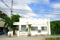 Sea Side House Polepole