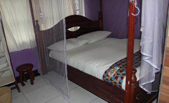 Amahoro Guest House - Single Room with Shower