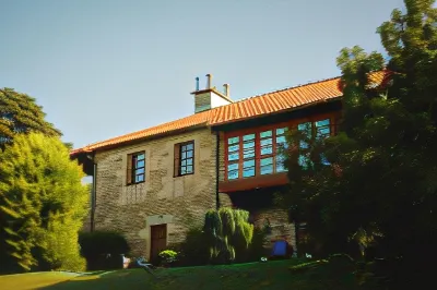 Pazo de Bendoiro Hotels near Pazo de Altamira Cumeiro