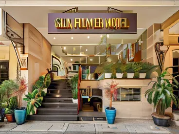 Silk Flower Hotel & Spa