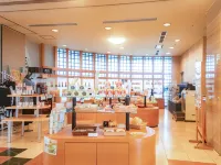 LiVEMAX RESORT SAKURAJIMA SEA FRONT - servizio colazione