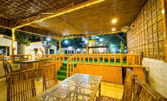 Tree House Cottage by Survottam Resort