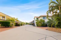 Arlia Sands Apartments