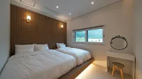 Wanju Hwajeong Yanghwa Pool Villa Các khách sạn ở Wanju