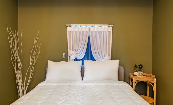 Gyeongju Old Road Pension (Emotional Accommodation, Near Hwangridan-Gil, Ample Parking)