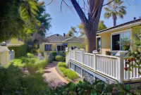 Secret Garden Inn & Cottages - parcheggio