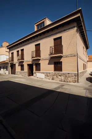 Apartamentos El Volante II Отели в г. Аранхуэс